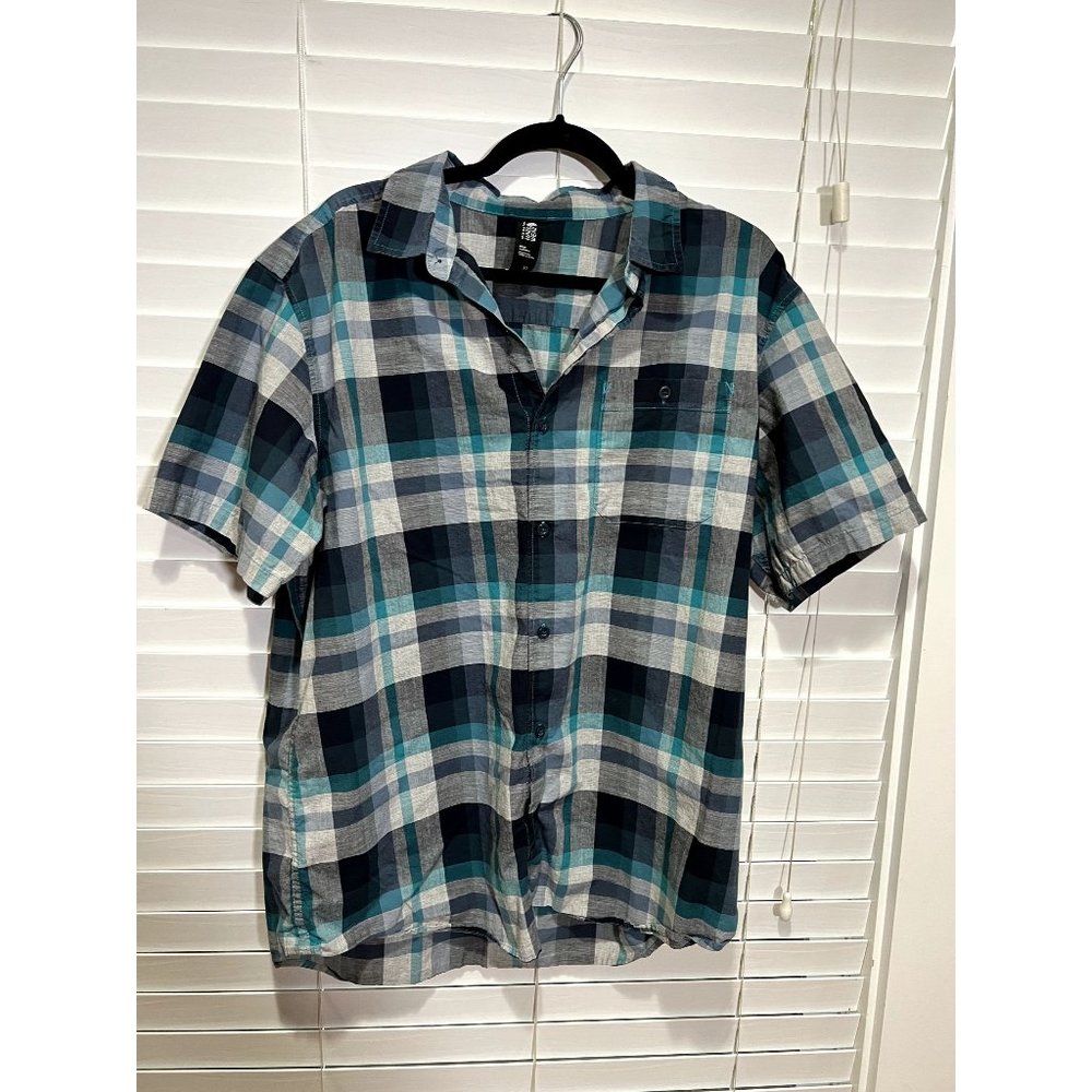 Mountain Hardware Sleeve‎ Button Up Shirt - Size - XL